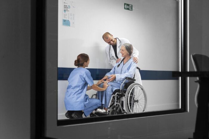 Assistenza ospedaliera badante badante con ricovero dell'assistito